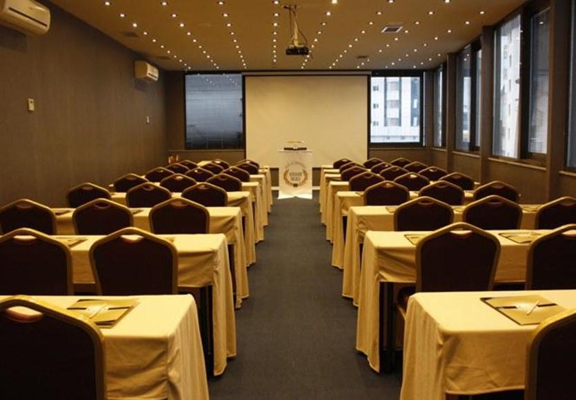 Atasehir Palace Hotel & Conference Istanbul Exterior foto