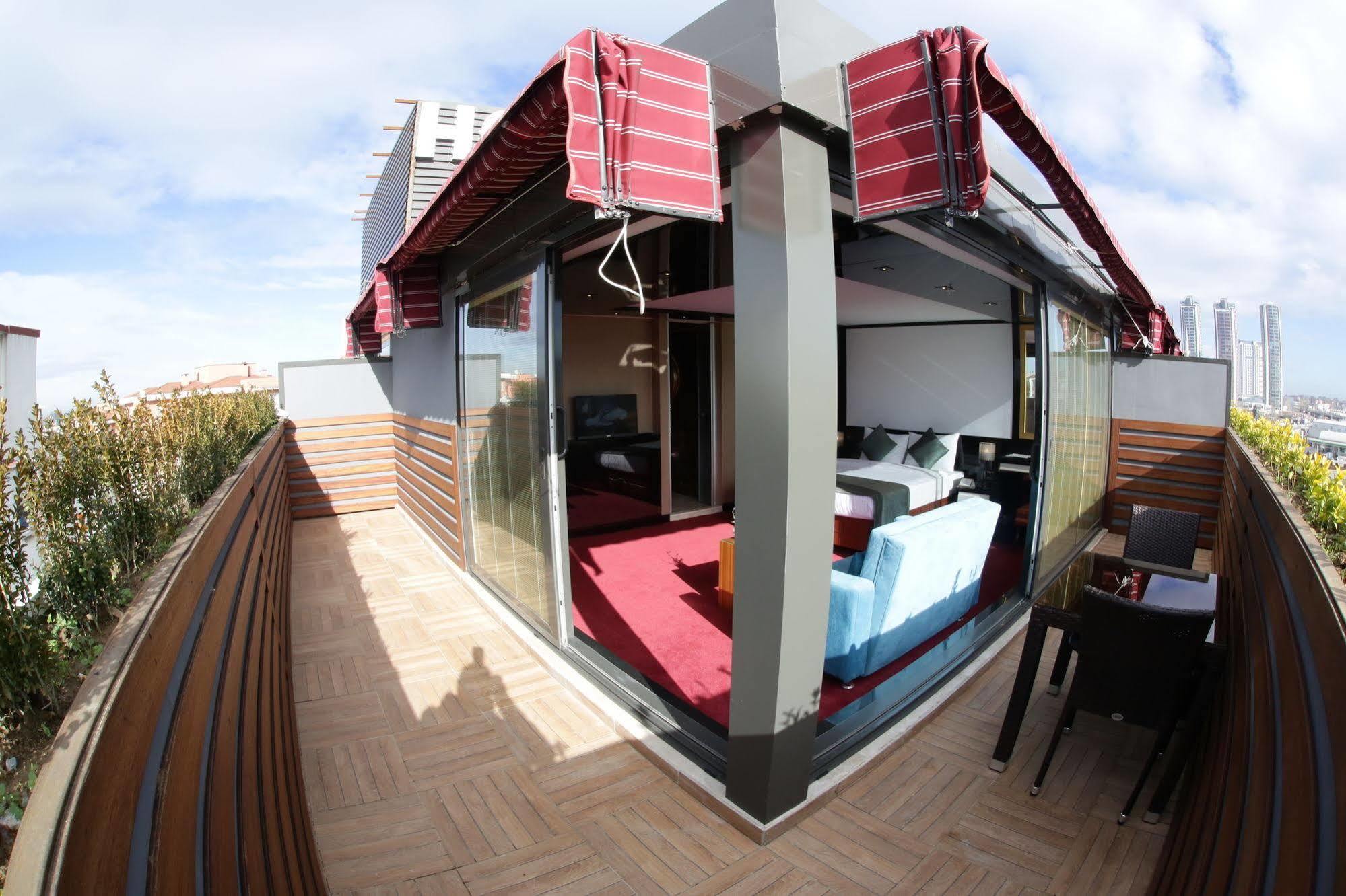 Atasehir Palace Hotel & Conference Istanbul Exterior foto